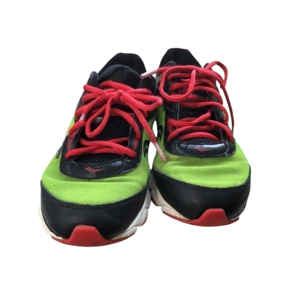 SAUCONY | Boys SAUCONY Varana Neon Green + Black Sneakers & Red Lacing, Size 5.5